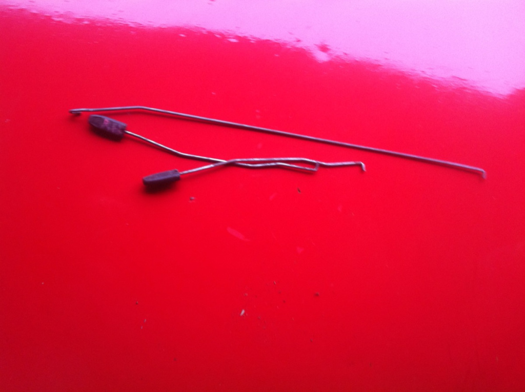 Tije broasca stanga fata Opel Vectra A [1988 - 1995] Sedan 1.6 MT (75 hp) (86_ 87_)