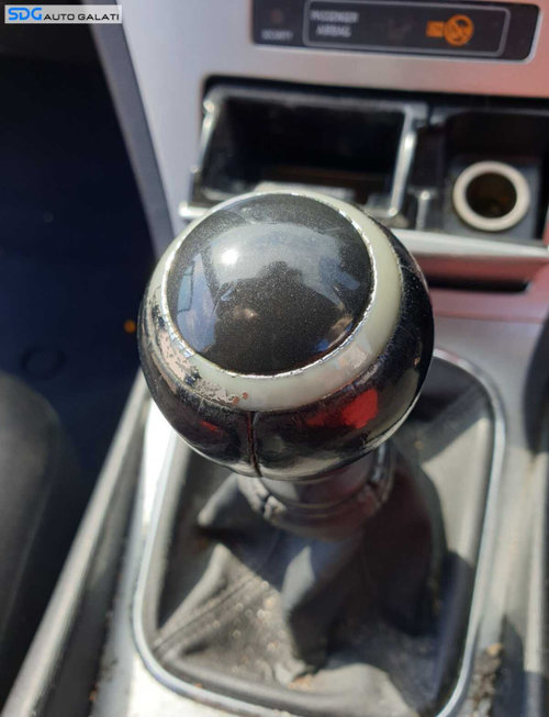 Timonerie Ansamblu Maneta Schimbator Viteze cu Tija Sufa Cablu Cutie Manuala 6 Trepte Toyota Avensis...
