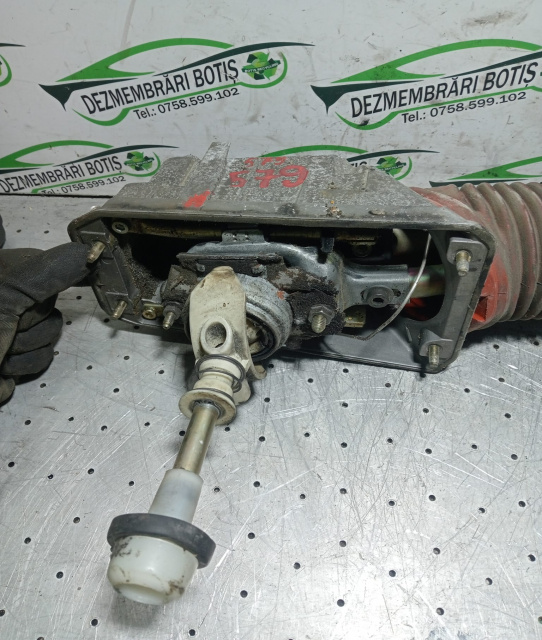 Timonerie cutie de viteza Audi A4 B5 [1994 - 1999] Sedan 1.9 TDI MT (90 hp)