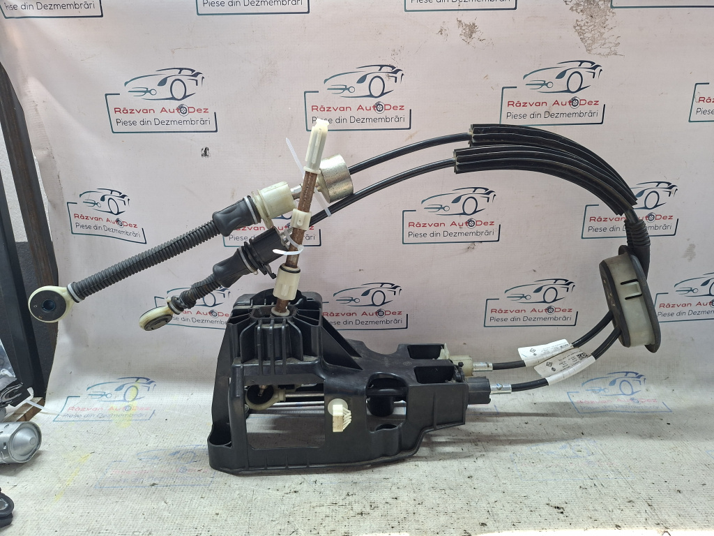 Timonerie cutie de viteza manuala in 6+1 trepte Dacia Sandero 1.0 Benzina 2020, 341014178R