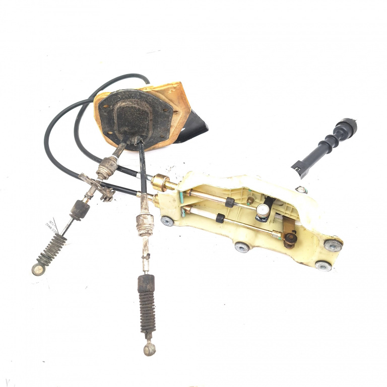 Timonerie Cutie Viteze Alfa Romeo 166 (936) 1998-2007 2.4 Jtd (936A2B__) 839 A6.000 Motorina Manuala 60655958, 3221