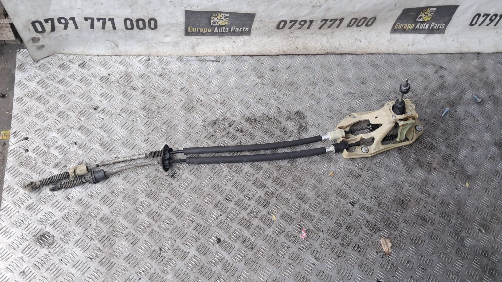 Timonerie Mercedes A150 w169 benzina, cod motor 266.920 , transmisie manuala , an 2005 cod A1693600309