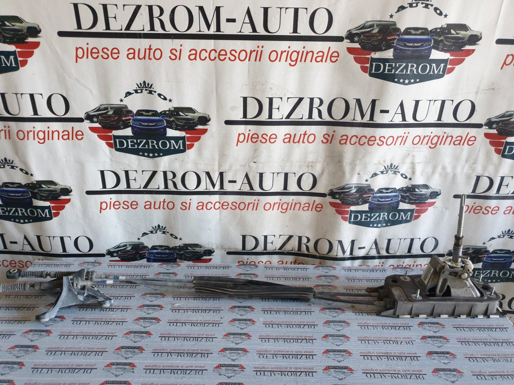 Timonerie VW Golf 6 1.6 TDi 90 cai motor CAYB cod piesa : 1K0711061C