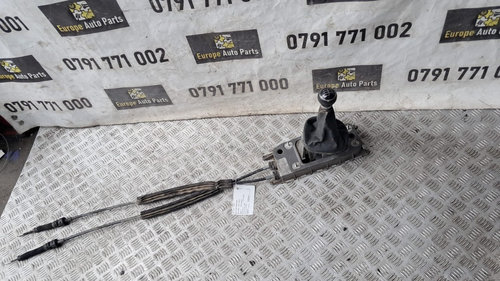 Timonerie Vw Touran 1.9 TDI cod motor BLS transmisie manuala 6+1 an 2007 cod 1K0711061B / 1K0711091A