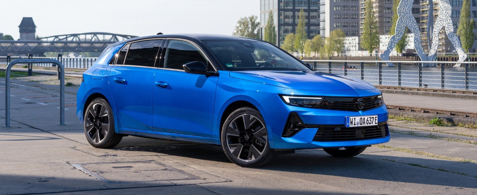 Toata lumea se inghesuie sa o cumpere: vanzarile masinii de la Opel au crescut cu 40% Toata lumea se inghesuie sa o cumpere: vanzarile masinii de la Opel au crescut cu 40%