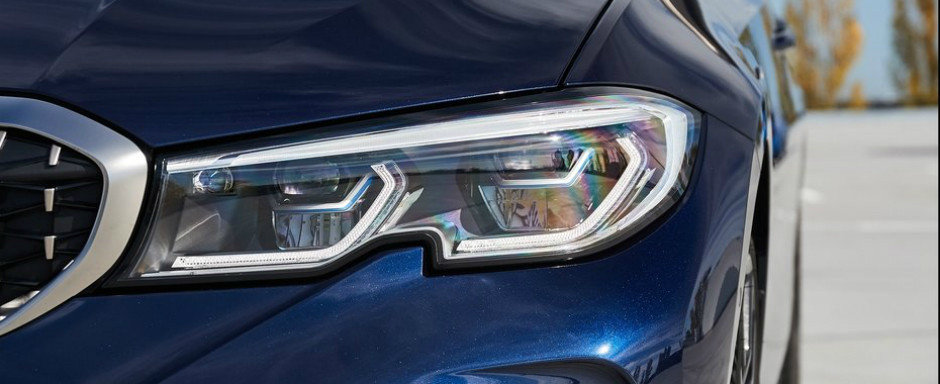 Toata lumea se intreaba ce a fost in capul lor, insa sefilor BMW nu prea le pasa: vor sa fure ideea rivalilor de la Audi Toata lumea se intreaba ce a fost in capul lor, insa sefilor BMW nu prea le pasa: vor sa fure ideea rivalilor de la Audi
