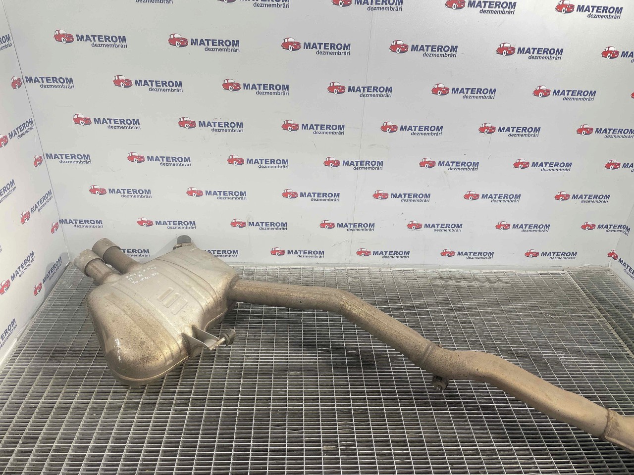 TOBA SPATE BMW SERIA 7 F 01 3.0 D - (2013 2015)