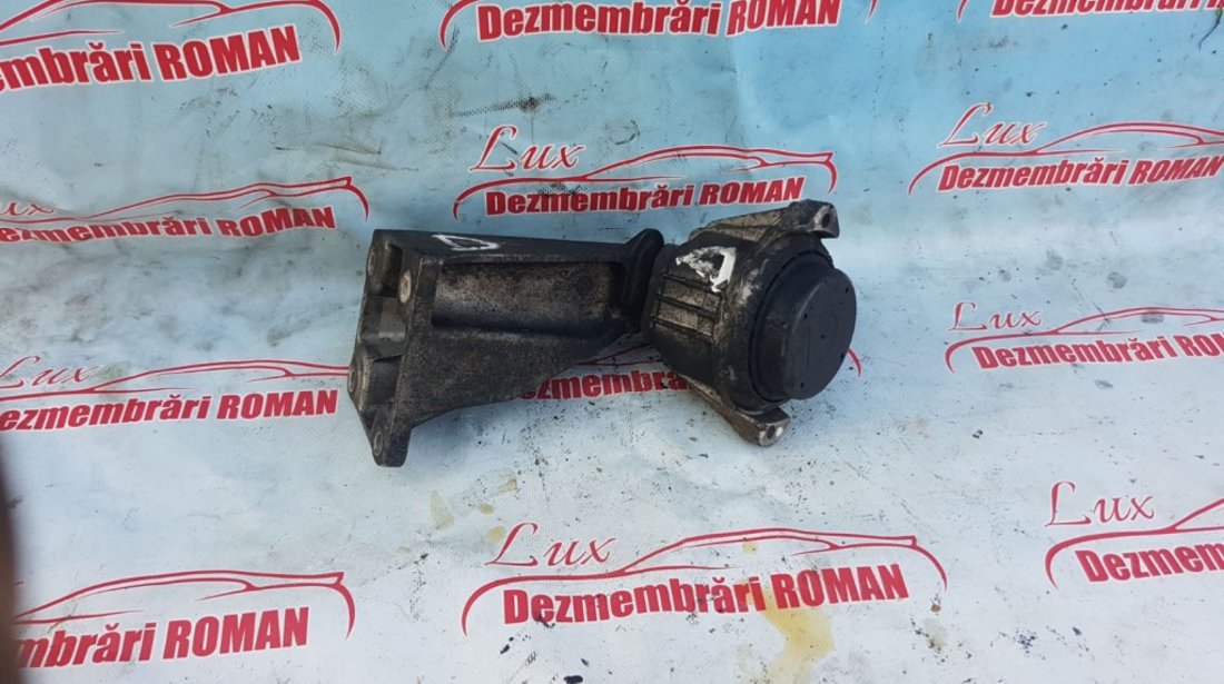 Tompon motor dreapta bmw seria 1 e81 e87 180d 120 m47d20 2.0d 122cp 163cp dezmembrez dezmembrari e90 e91