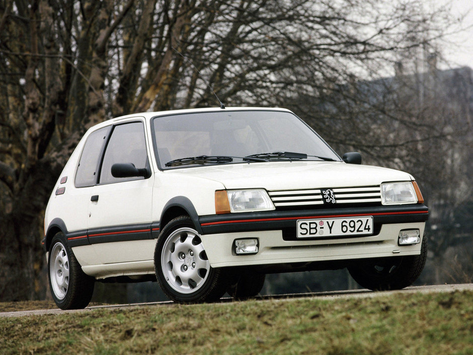 Top 10 masini Hot-Hatch din anii '90