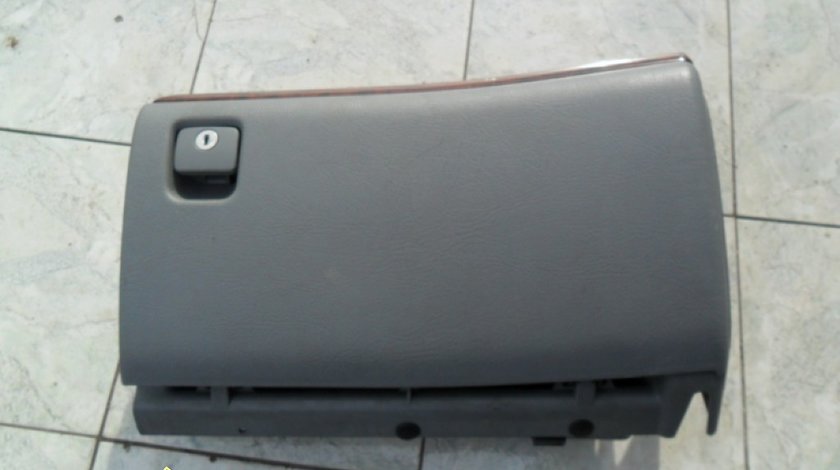 Torpedo Peugeot 406