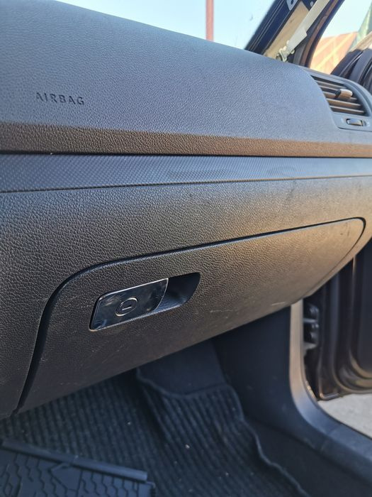Torpedou Golf 5 Jetta negru refrigerat