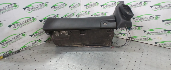 Torpedou Mercedes-Benz C-Class W203/S203/CL203 [2000 - 2004] Sedan 4-usi C220 CDI MT (143 hp)