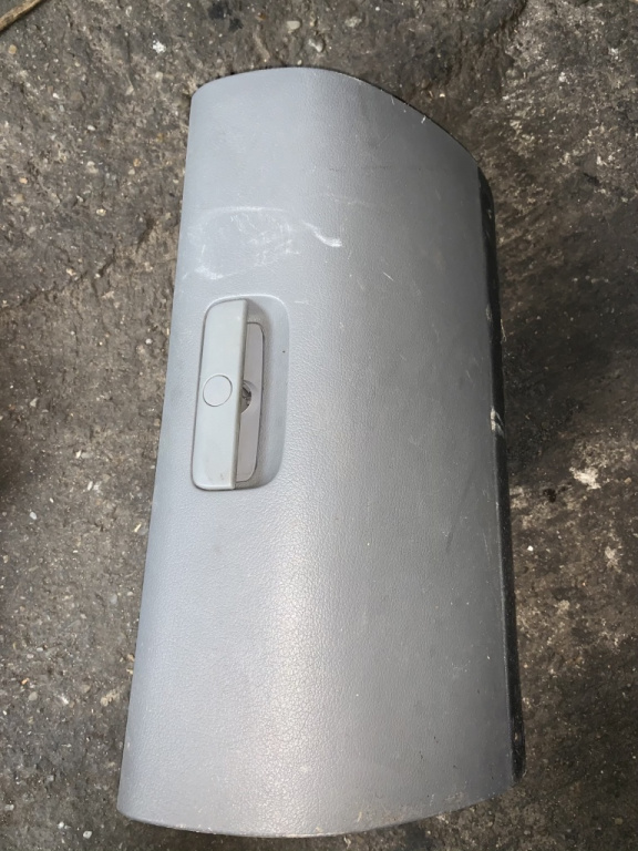 Torpedou Skoda Octavia [1996 - 2000] Liftback 5-usi 1.6 MT (75 hp) (1U2) 8V