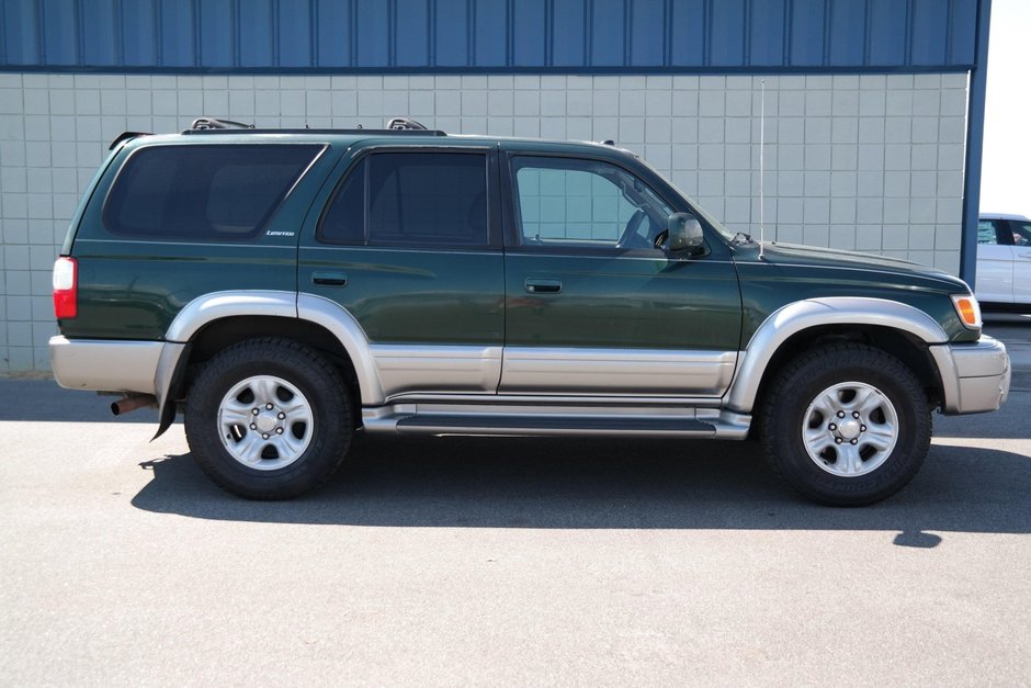 Toyota 4Runner cu 700.000 km la bord