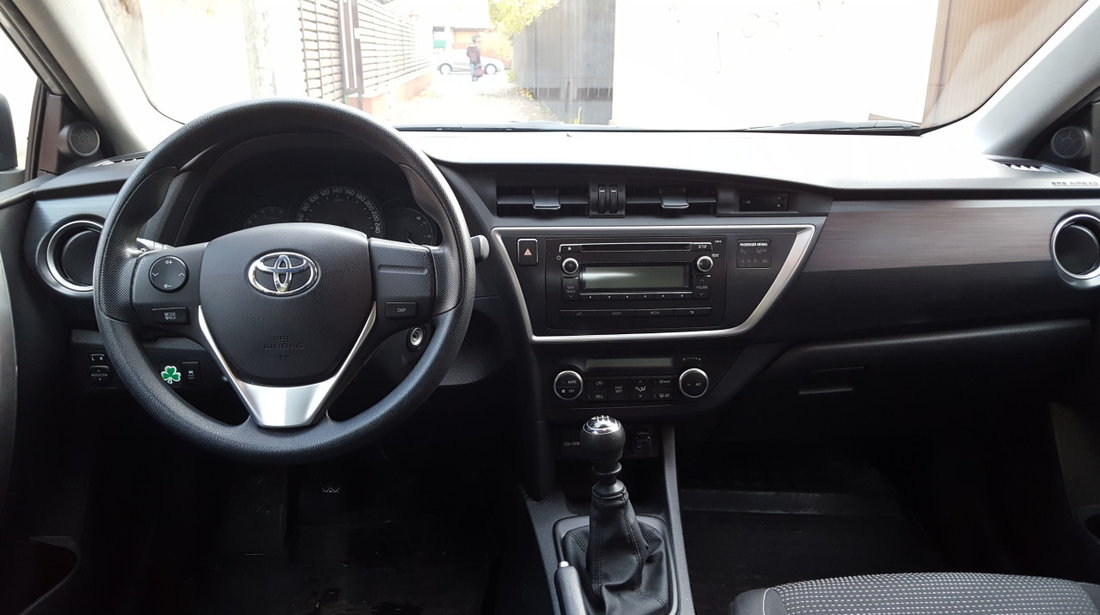 Toyota Auris 1,4 VTE 2015