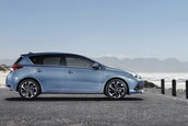 Toyota Auris 2015