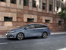 Toyota Auris 2015