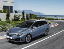 Toyota Auris 2015