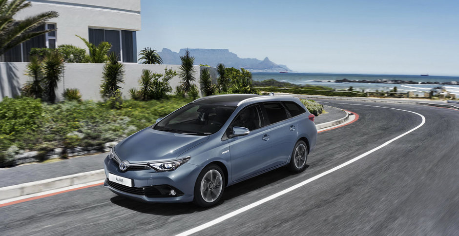 Toyota Auris 2015