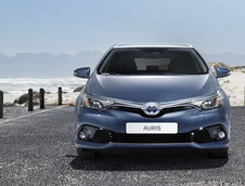 Toyota Auris 2015