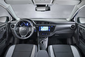 Toyota Auris 2015