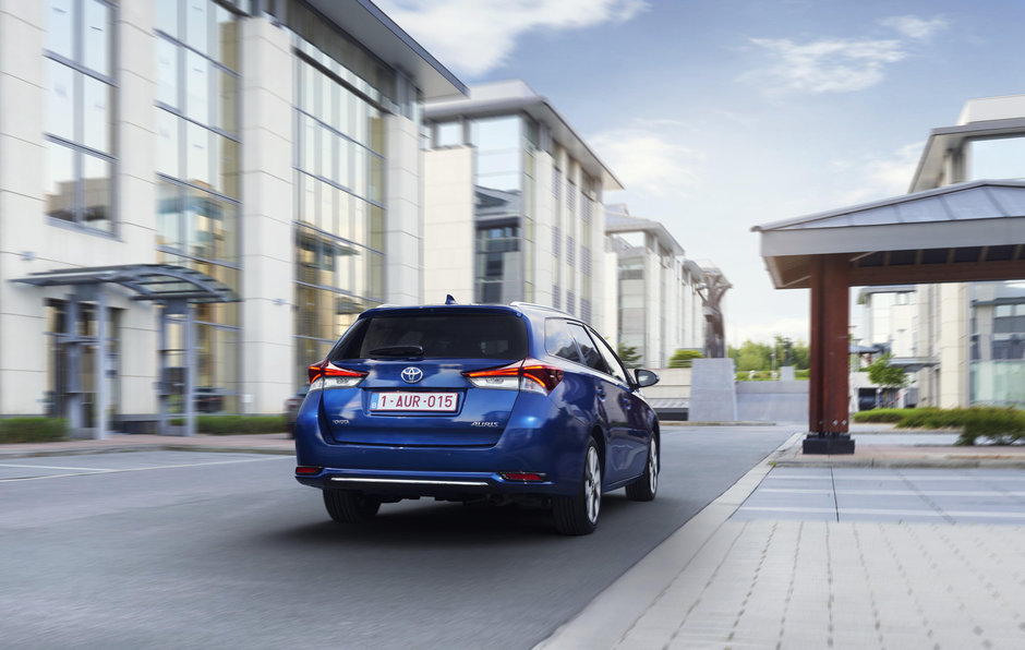 Toyota Auris 2016 facelift