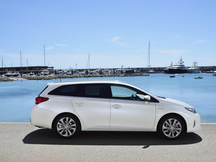 Toyota Auris HYBRID