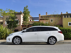 Toyota Auris HYBRID