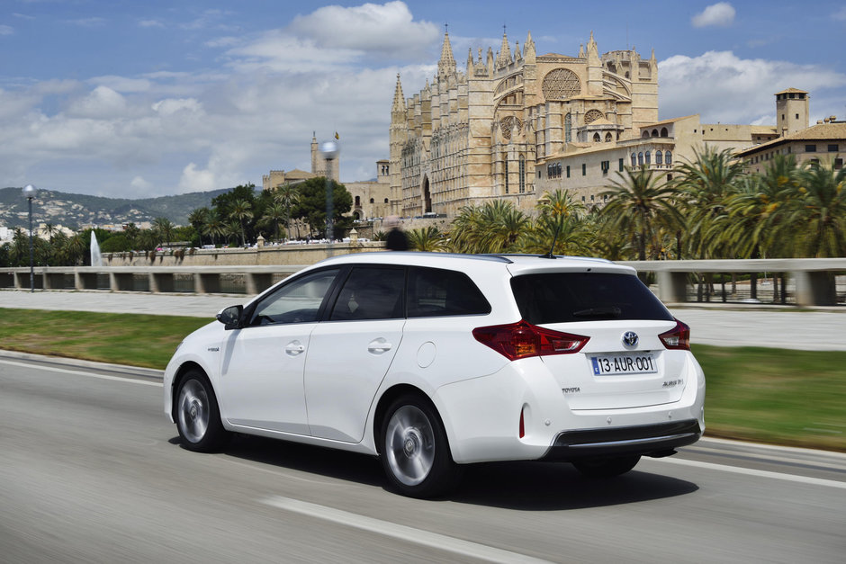 Toyota Auris HYBRID