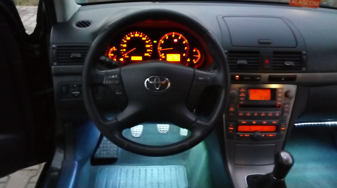 Toyota Avensis 1,8 benzina 2007