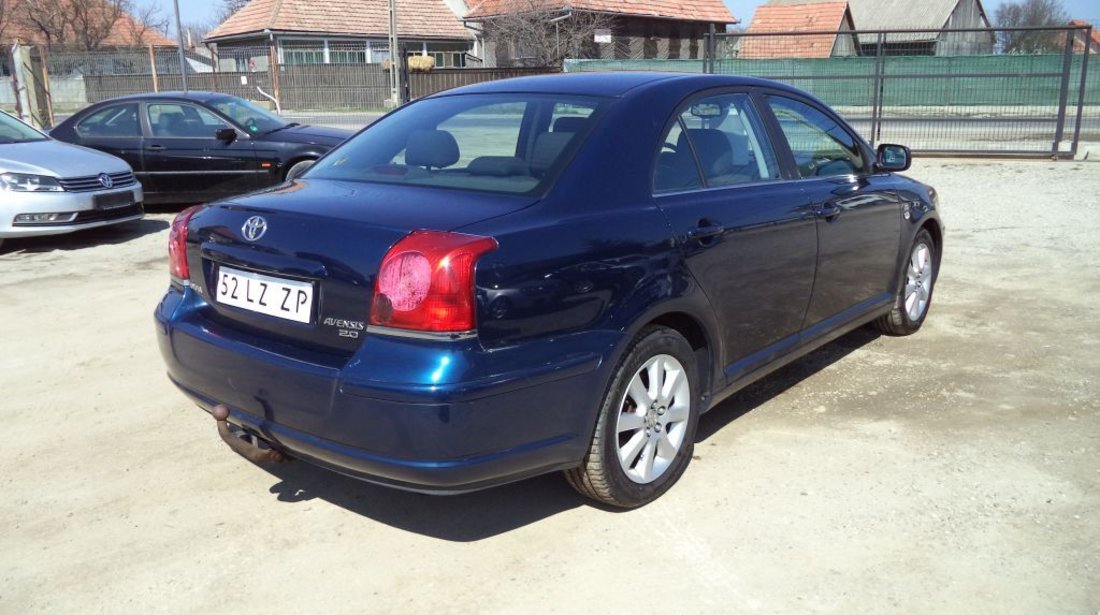 Toyota Avensis D-4DCAT 2003