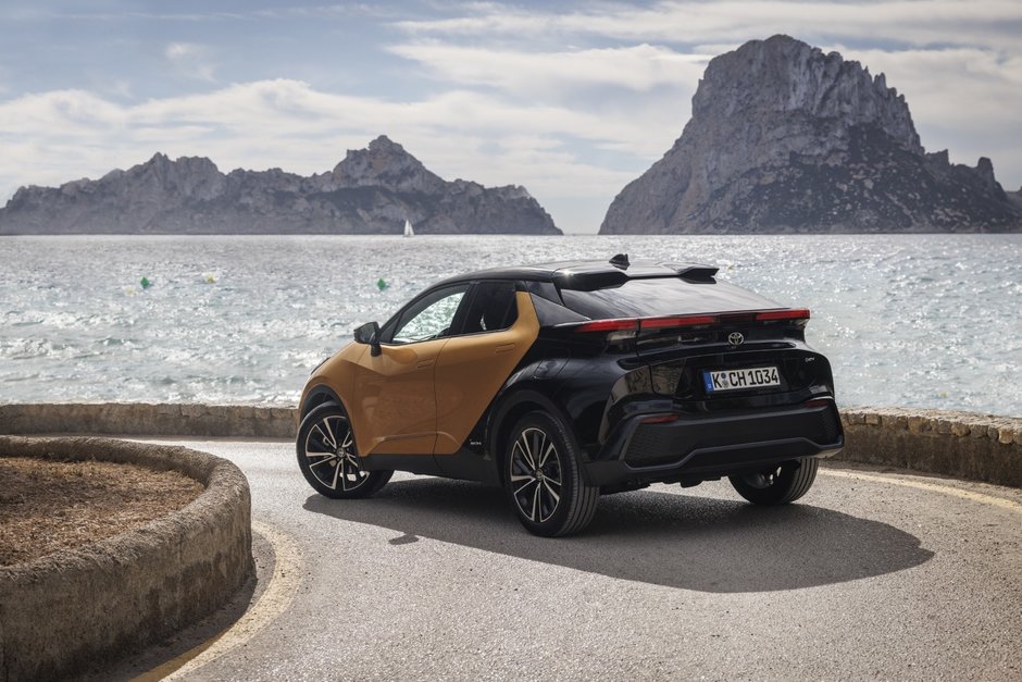 Toyota C-HR - Galerie foto