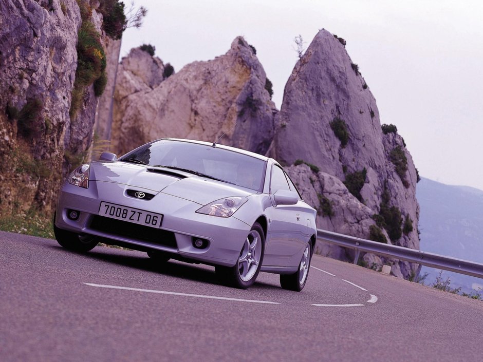 Toyota Celica si MR2