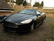 Toyota Celica transformata in Aston Martin DB9