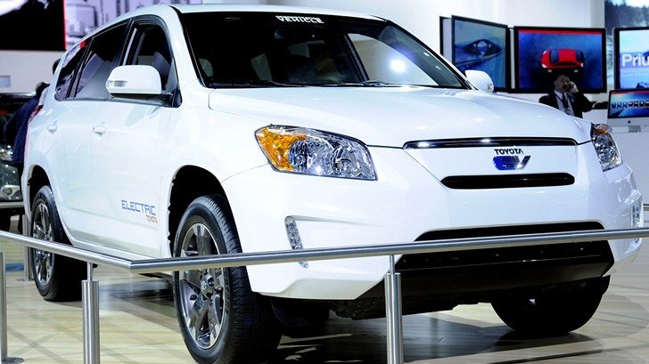 Toyota confirma un model de RAV4 electric
