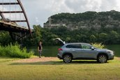 Toyota Corolla Cross - Galerie foto