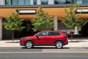 Toyota Corolla Cross - Galerie foto