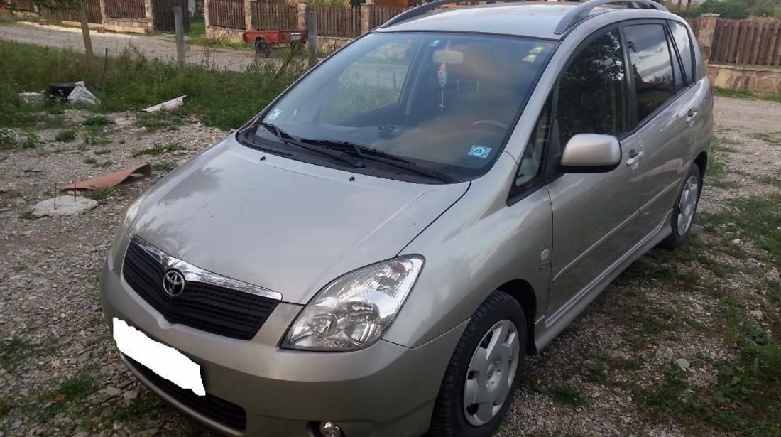 Toyota Corolla Verso 2.0 2003