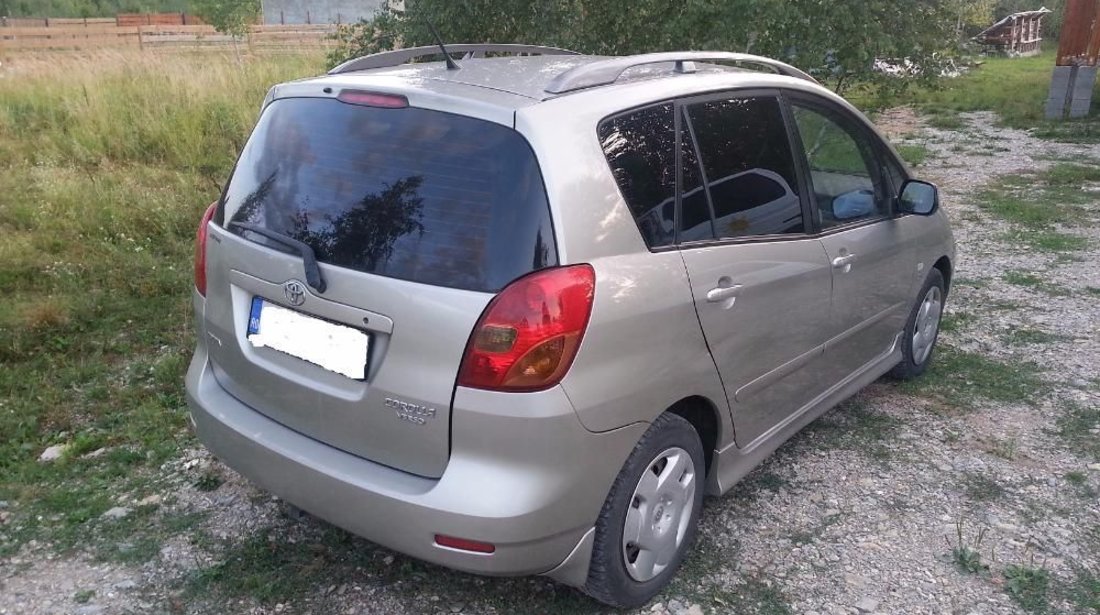 Toyota Corolla Verso 2.0 2003