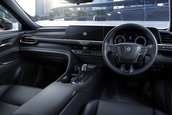 Toyota Crown Sport