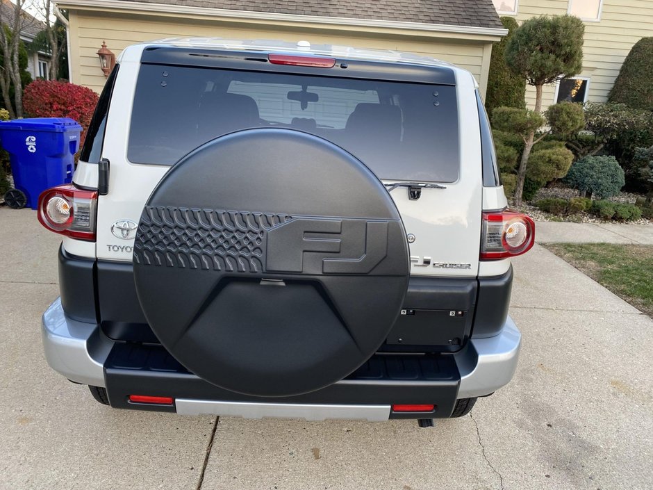Toyota FJ Cruiser cu 101 kilometri la bord