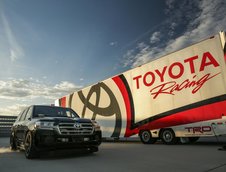 Toyota Land Cruiser- Cel mai rapid SUV din lume