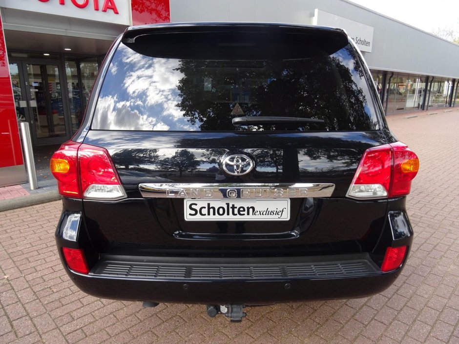 Toyota Land Cruiser de 115000 euro