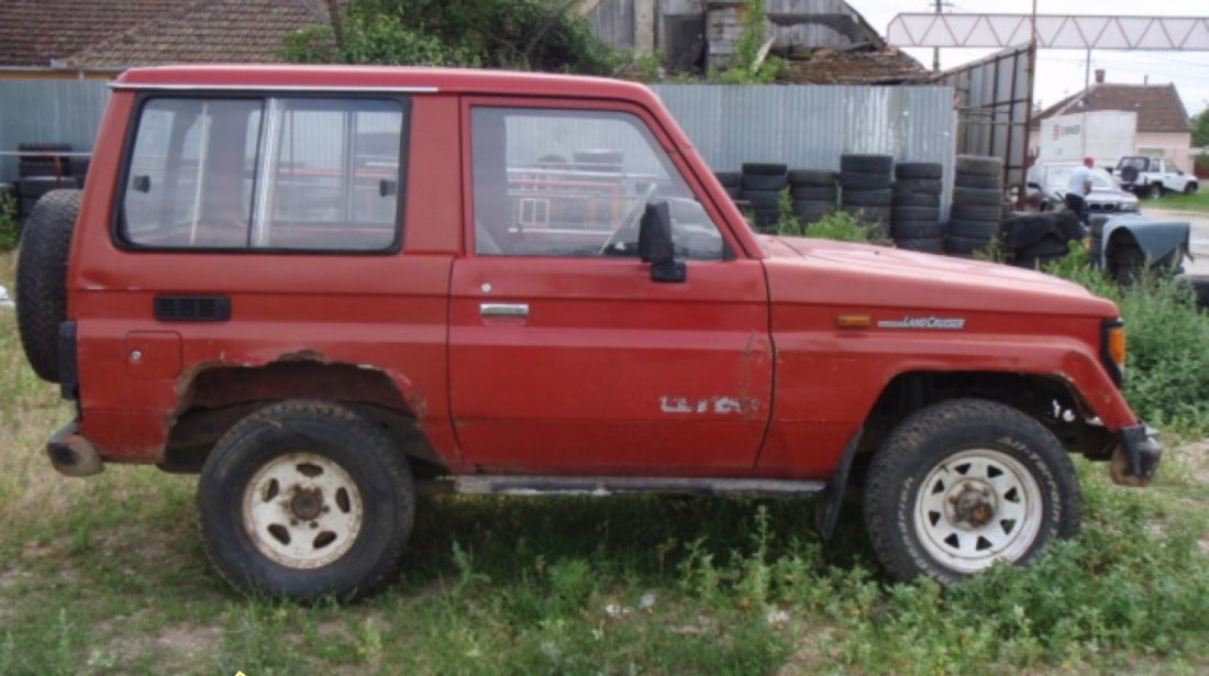 Toyota Land Cruiser LJX 70 2 5 TDI