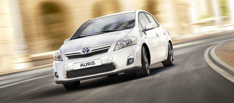 Toyota lanseaza campania Auris pentru Aur