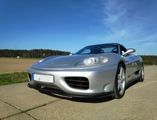 Toyota MR2 transformata in Ferrari 360 Spider