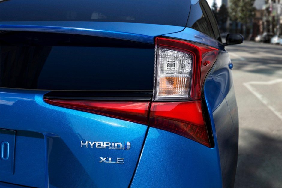 Toyota Prius AWD-e facelift