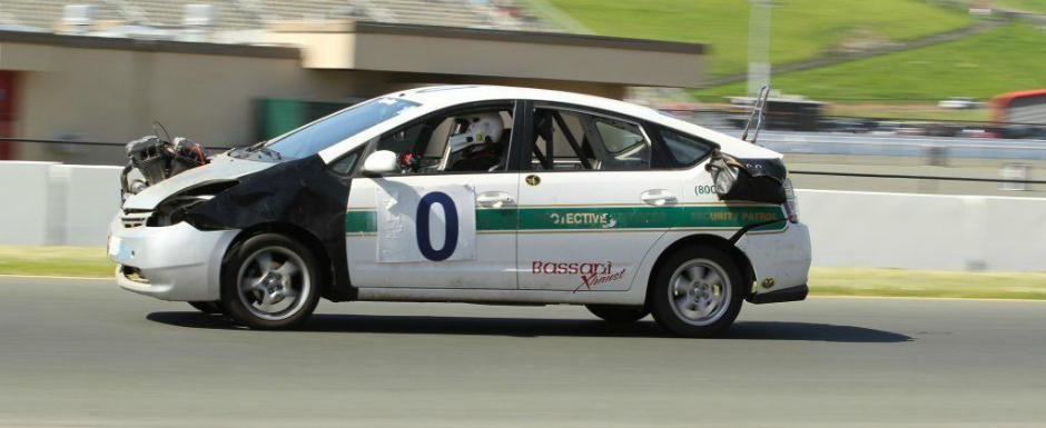 Toyota Prius cu motor de Harley Davidson. Exista si costa numai 1000 de dolari!