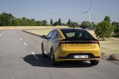 Toyota Prius Plug-in Hybrid - Galerie foto
