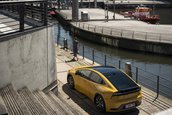 Toyota Prius Plug-in Hybrid - Galerie foto